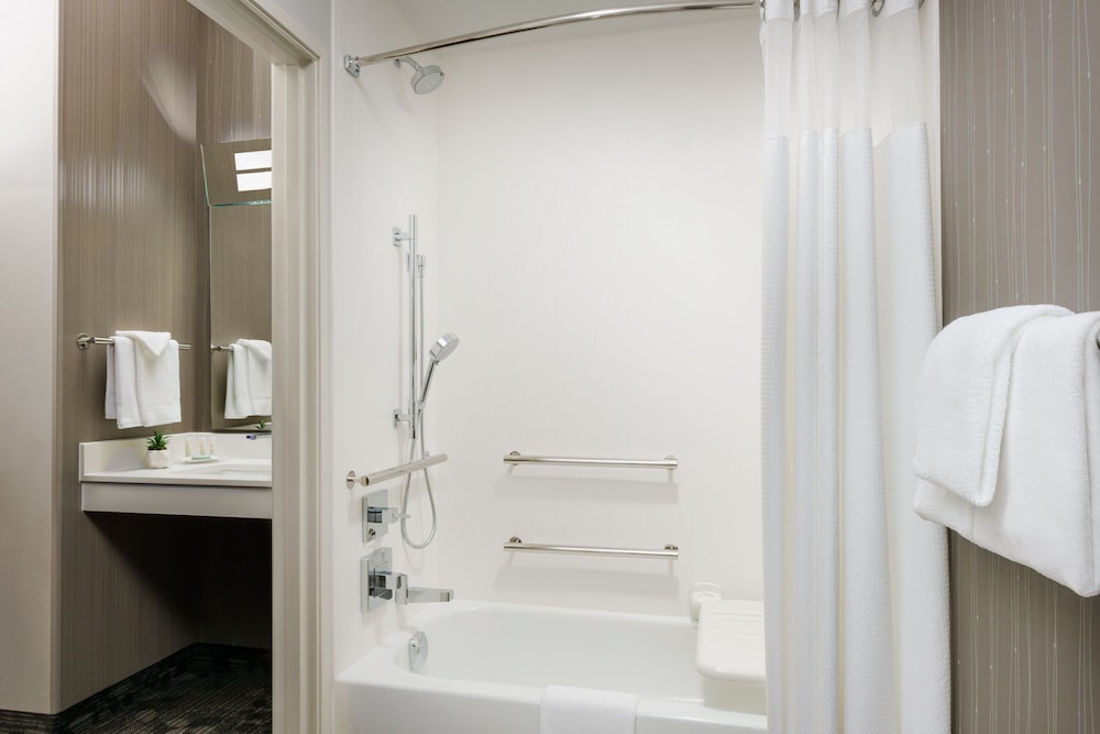 Courtyard By Marriott Dallas Lewisville - photo 25