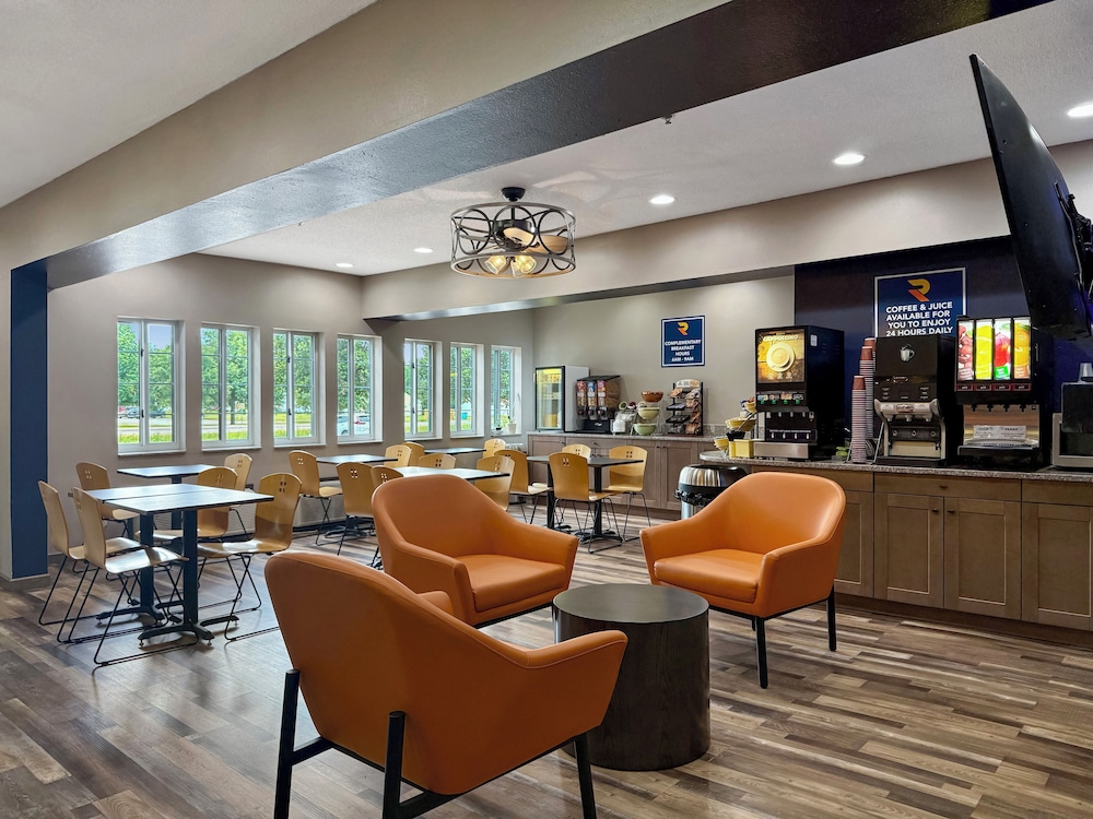 Reston Inn & Suites — hotel in Spencer