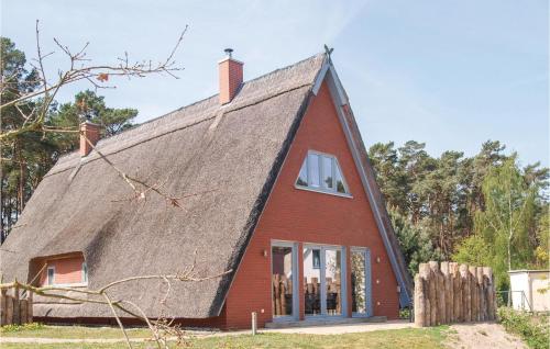 Stunning Home In Loddin With Kitchen — 4-Star Luxury Hotel in Loddin, Germany