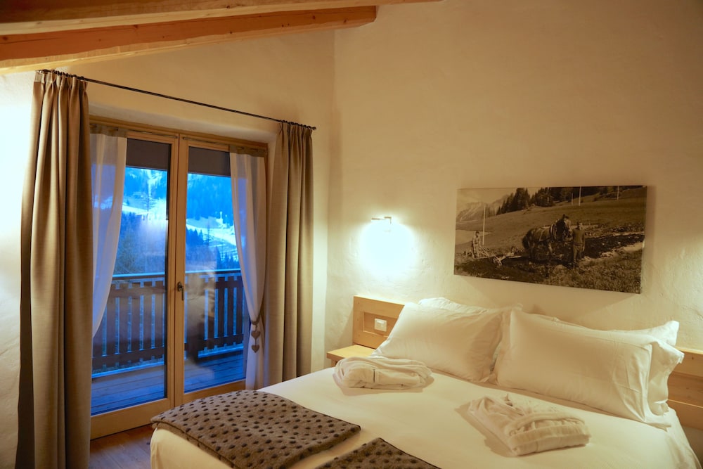 Chalet Hôtel Borgo Eibn Mountain Lodge — Sauris Di Sotto — photo 3