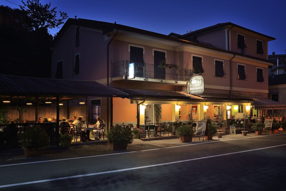 Antica Locanda Luigina — hotel in Carrodano