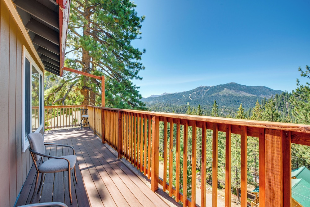 Scenic Home w Sauna 7 Mi to Heavenly Mountain