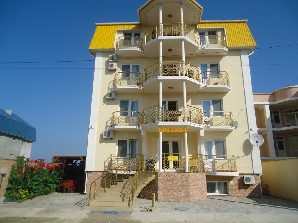 Chata Pod Lesom - carbon neutral hotel in Stropkov