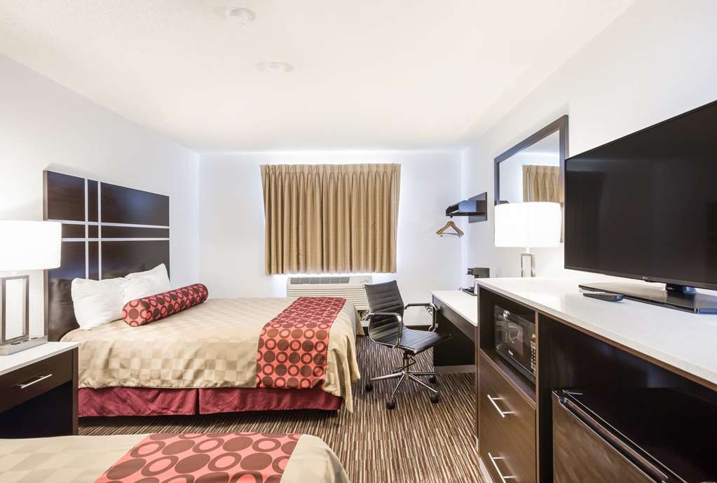 Americas Best Value Inn Charlotte MI - photo 22