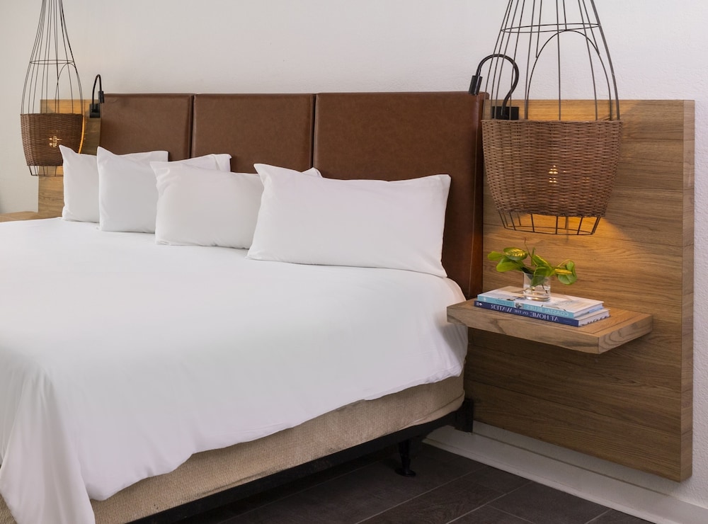 Amara Cay Resort - photo 25