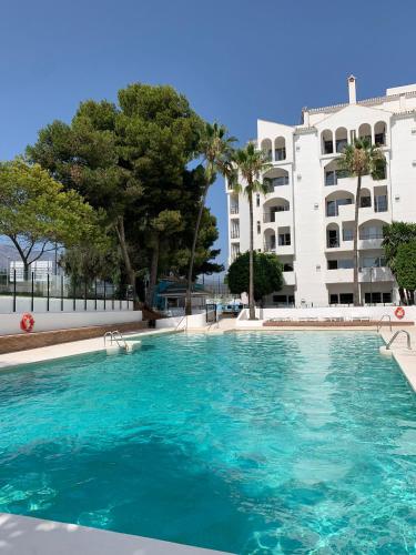 Bright Cozy Studio In The Center Of Puerto Banus Pool And Terrace — Marbella