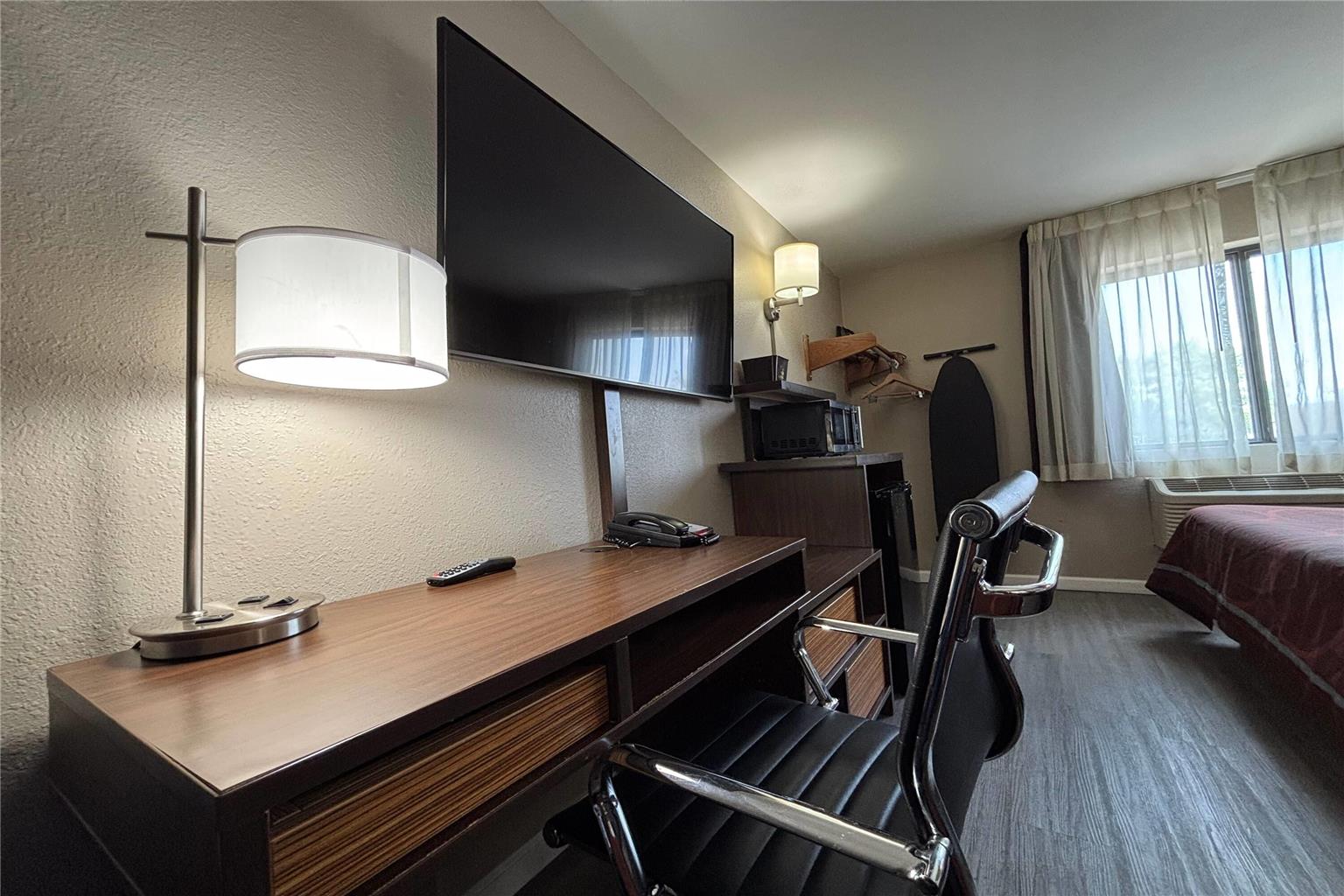 Super 8 by Wyndham Alton - photo 13
