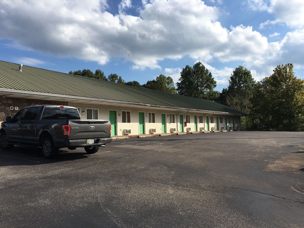 Lexington Inn - photo 29