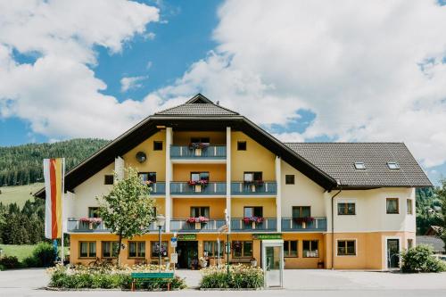 Gasthof Wunder — hotel in Gnesau