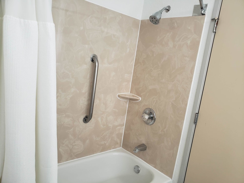 Country Inn & Suites by Radisson Fairview Heights IL - photo 48
