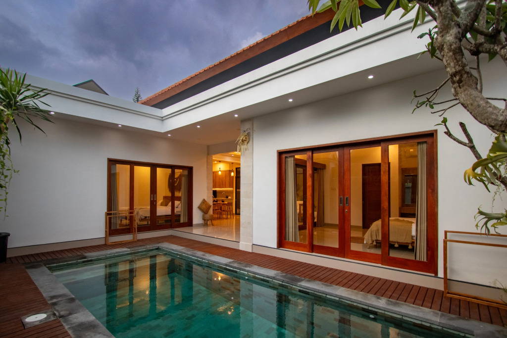 Sundaze 2 Canggu Paradise with Pool and Kitchen Brand NEW — 4-Star Luxury Hotel in Kerobokan, Indonesia