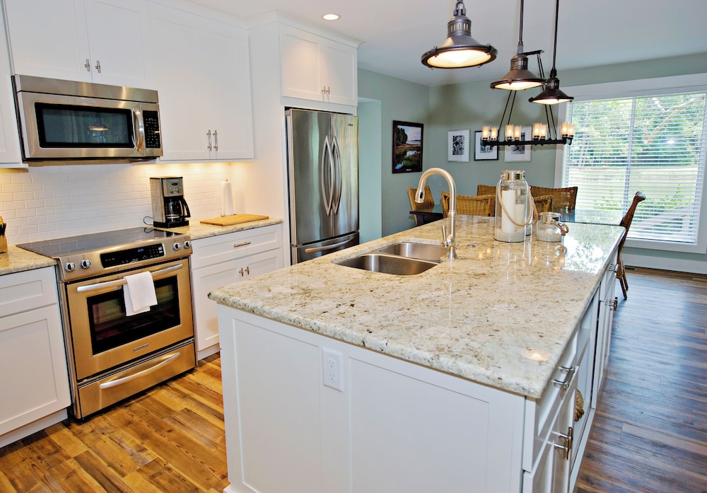 1596 Lagoon Villas at The Sea Pines Resort - photo 6
