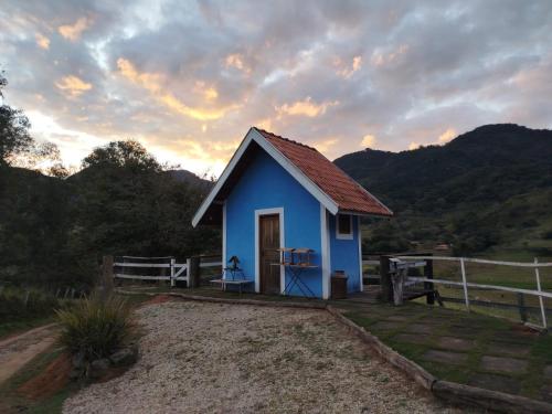 Quarto Pérola simples - carbon neutral hotel in Unknown City