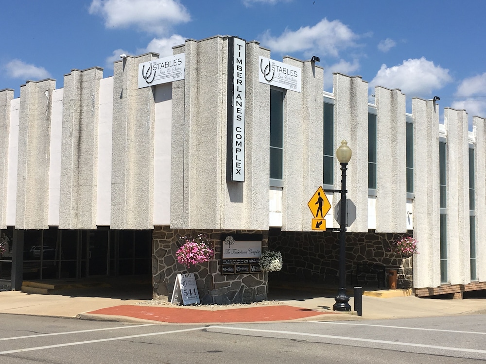 The Stables Inn and Suites in Salem, United States