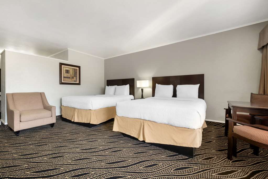 Best Western Red Carpet Inn - photo 15
