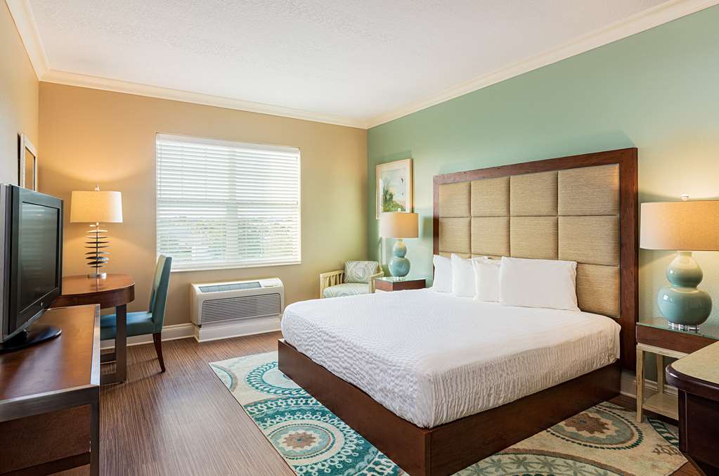 The Waterfront Inn - photo 20