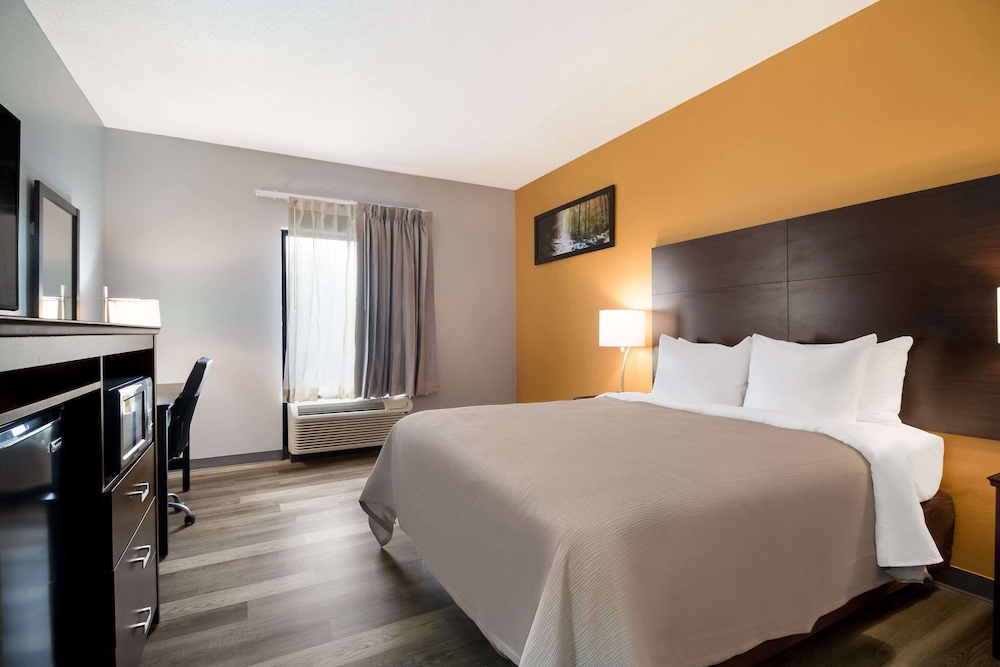 Quality Inn Columbia I 65 - photo 12