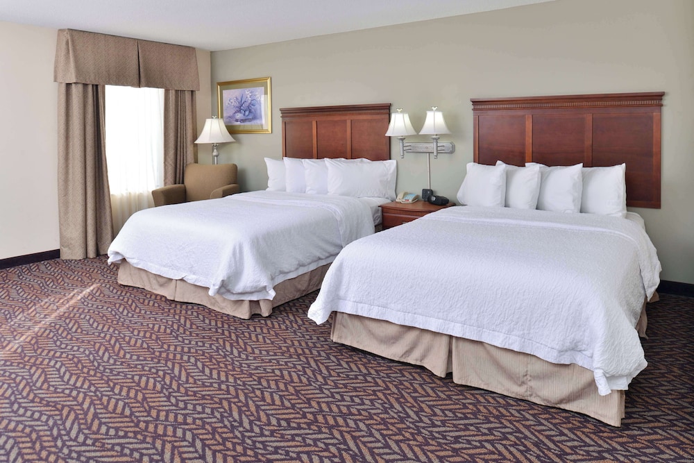 Hampton Inn & Suites Dayton Vandalia - photo 43