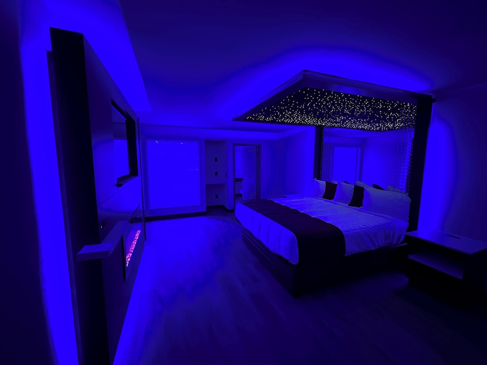 Imperial Suites - photo 10