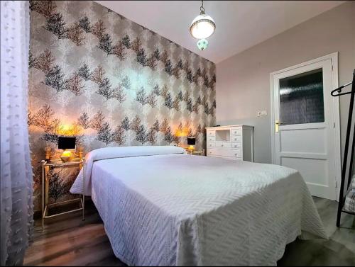 Piso Estacion Tren Bus Termas Muy Luminoso in Ourense, Spain