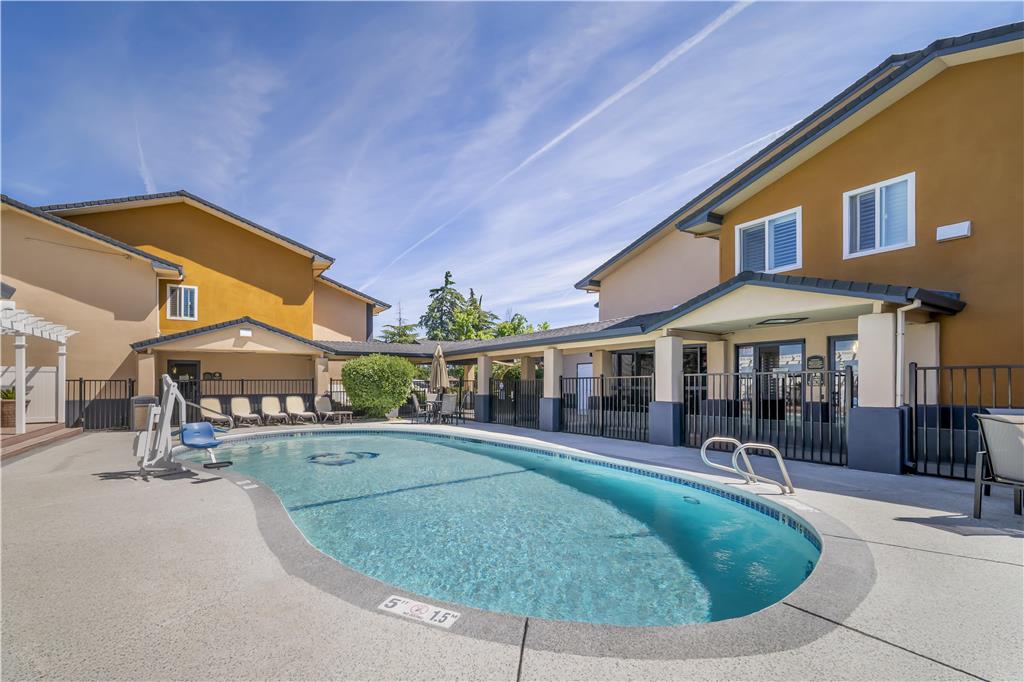 Best Western Antelope Inn & Suites - photo 9