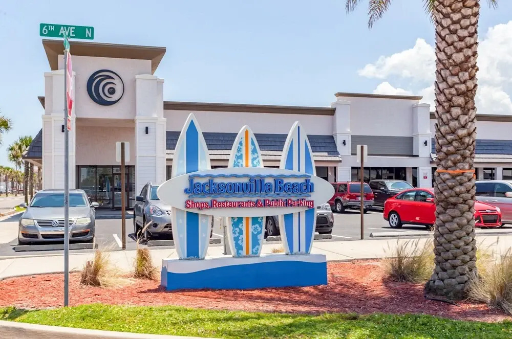 Blue Breeze - carbon neutral hotel in Jacksonville