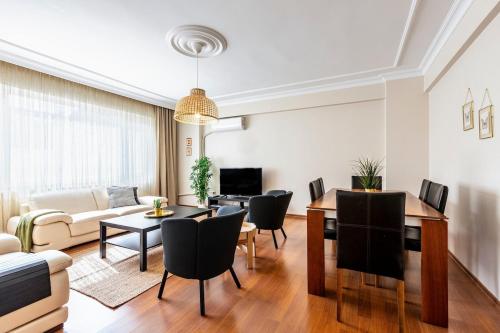 Gorgeous 3 Bedroom Flat No8 — 4-Star Luxury Hotel in Istanbul, Turkey