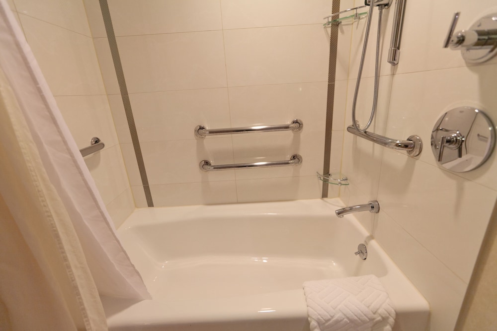 DoubleTree by Hilton Washington Dulles Airport - photo 23