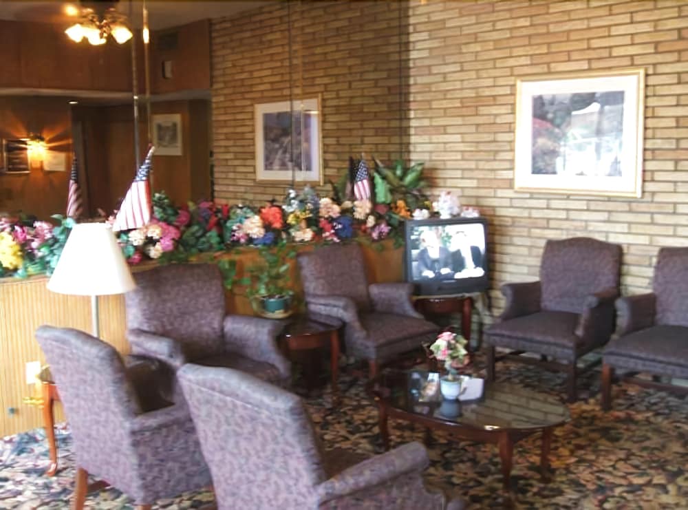 Red Carpet Inn And Suites Scranton - photo 4