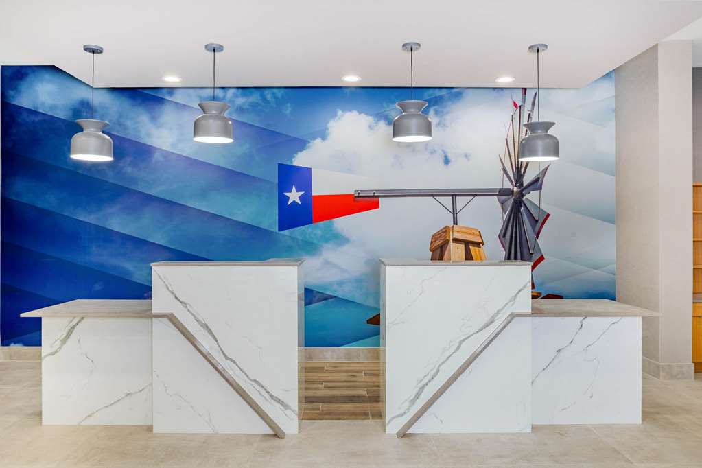 La Quinta Inn & Suites by Wyndham Katy - photo 7