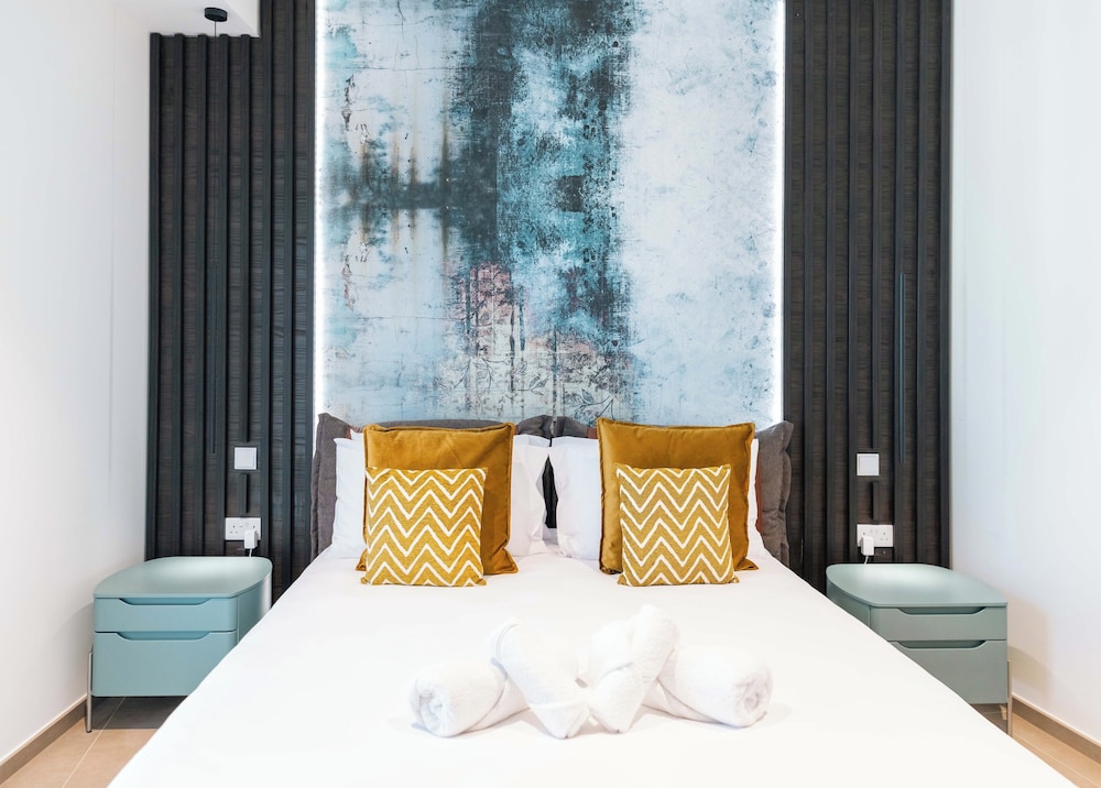 Mercury Tower Apt 508 in San Giljan, Malta