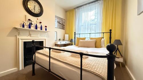 Central Located One Bedroom Apt — 5-Star Luxury Hotel in Bristol, United Kingdom