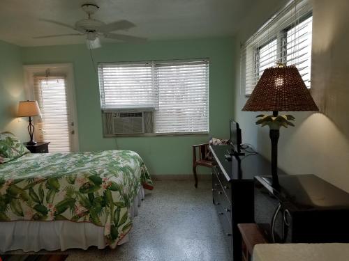 Alexander Palms Court - photo 178