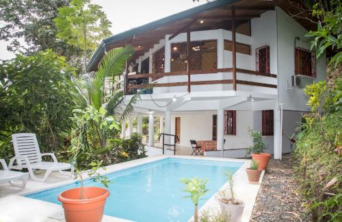 Kiskadee Casa — 4-Star Luxury Hotel in Quepos, Costa Rica