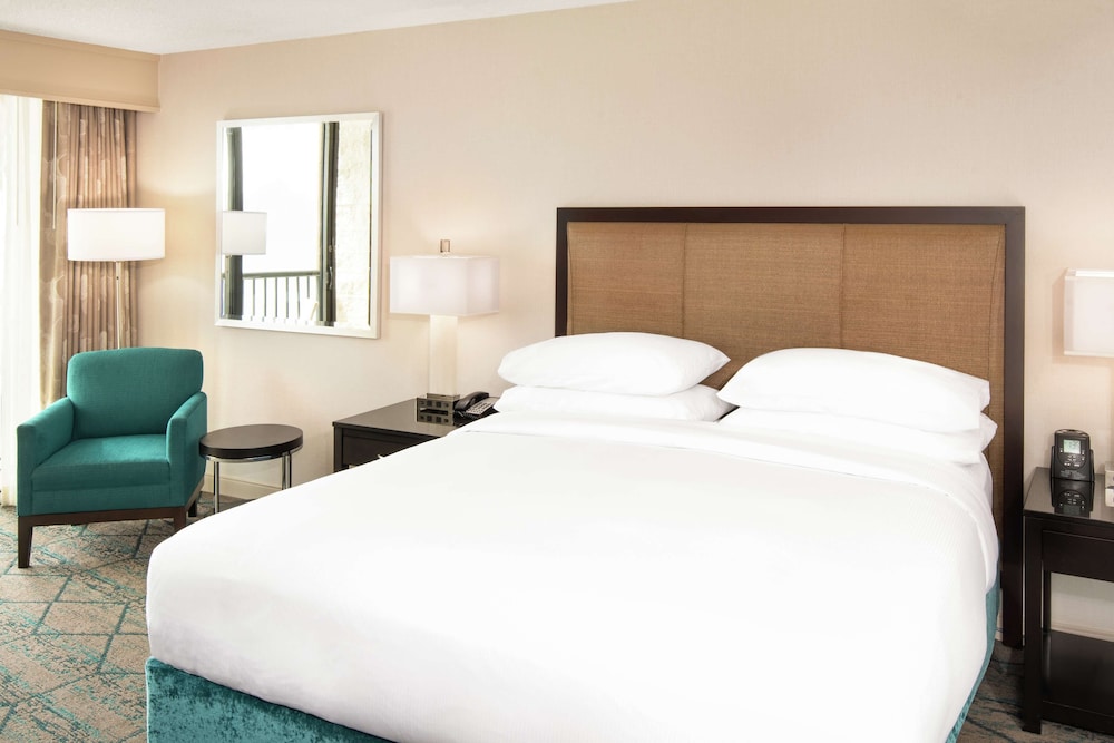 Hilton San Diego Airport Harbor Island - photo 18
