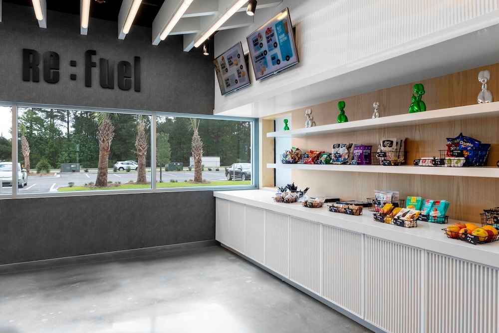 Aloft Savannah Airport - photo 22