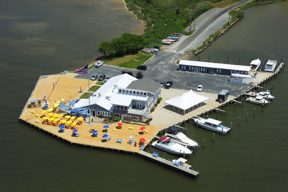 Lowes Wharf Marina Inn — hotel in Sherwood
