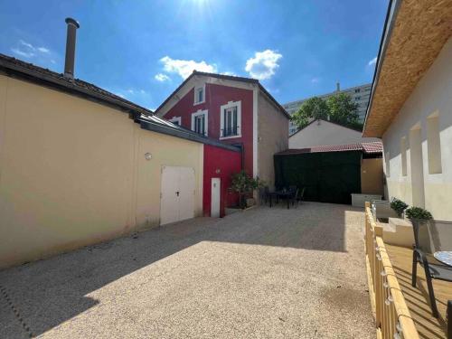 Kxx Private Complex 15 Min Paris Parcexpo 12 Bedrooms — hotel in Bagneux