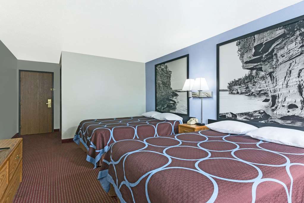 Super 8 by Wyndham Wisconsin Dells - photo 6