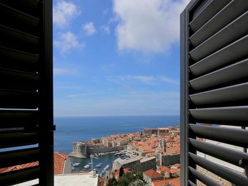 Luxury Amarin Apartment — 4-Star Luxury Hotel in Dubrovnik, Croatia