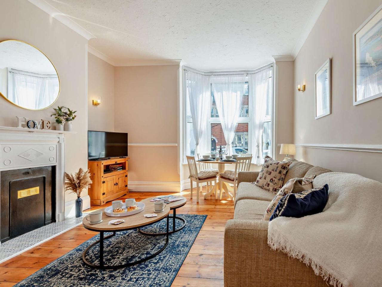 2 Bed in Swanage 90116 in Swanage, United Kingdom