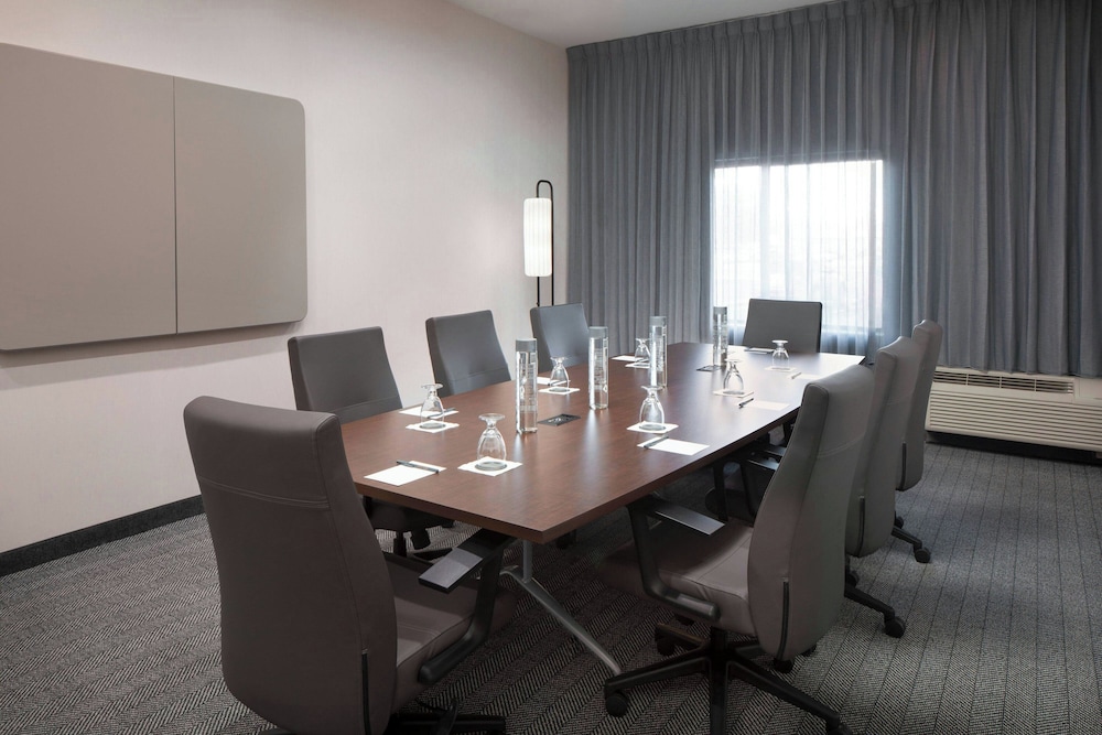 Courtyard by Marriott Farmington - photo 28