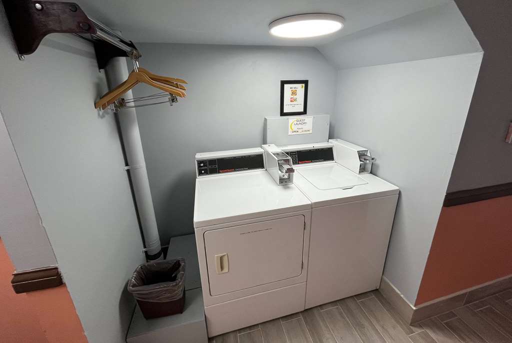 Super 8 by Wyndham Emporia - photo 20
