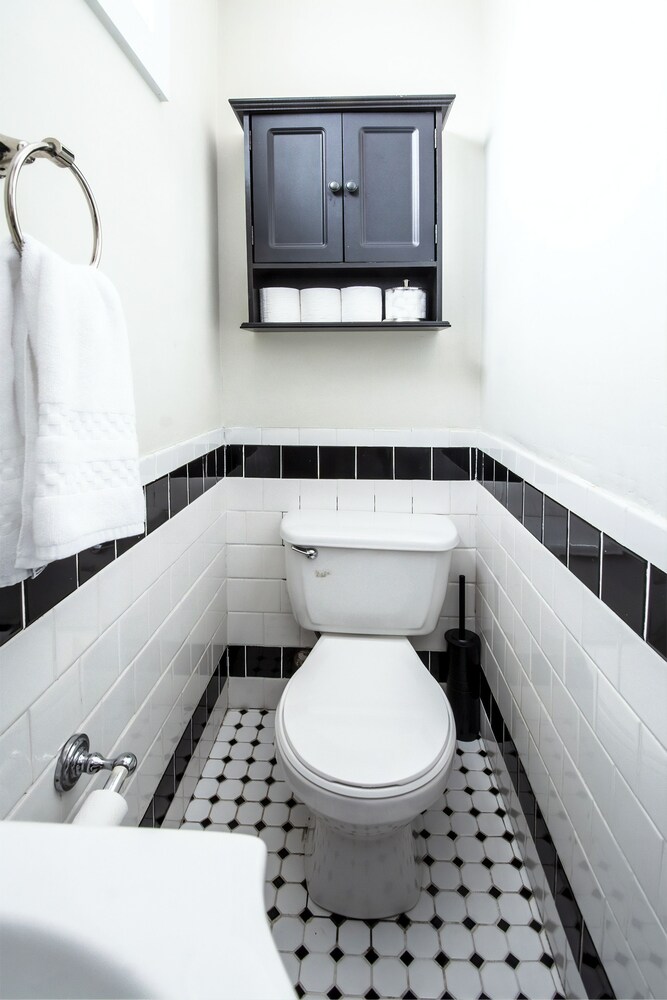 Suites on Coming - photo 72