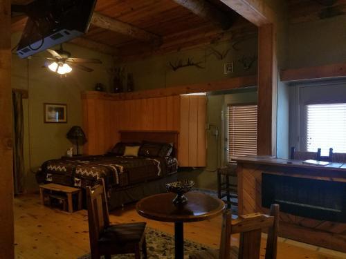 Dakota Spur Hotel - photo 16