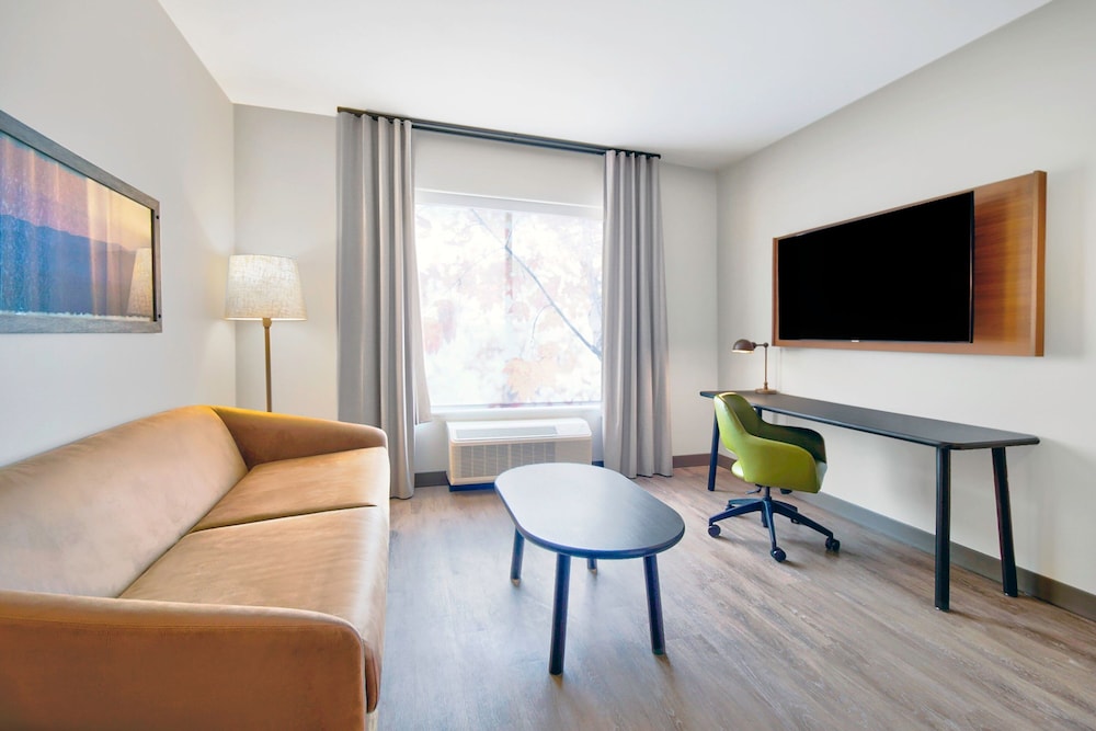 Fairfield Inn & Suites by Marriott Cincinnati North - photo 8