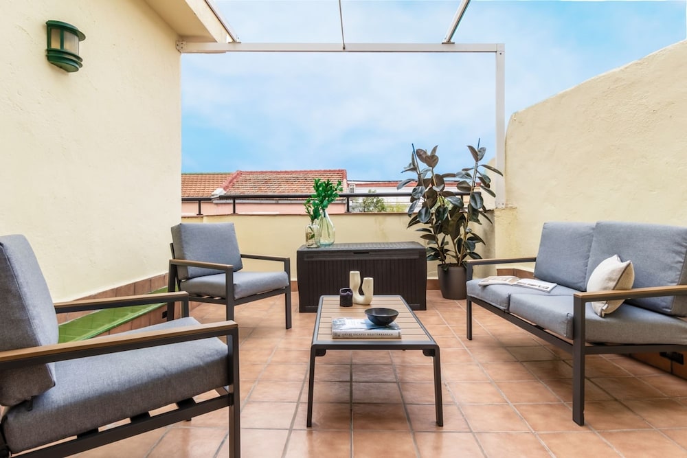 Teatro 3 Bedrooms and Terrace in Ibiza hotel Niño Jesús Madrid