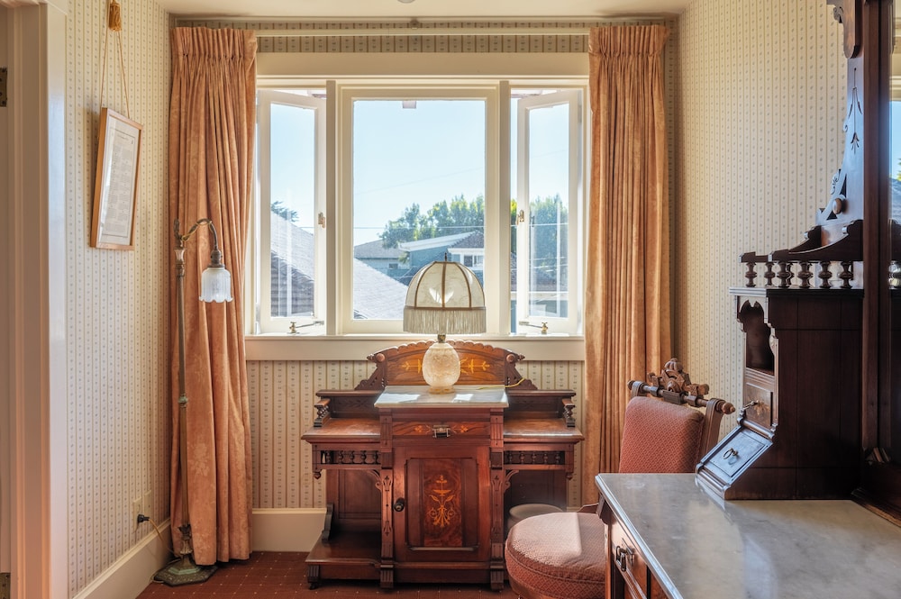 Martine Inn - photo 83