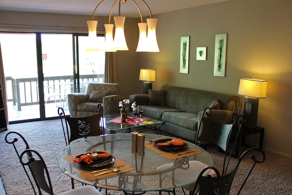Adobe Village Inn - photo 43