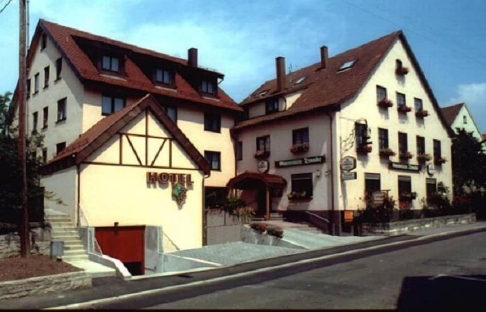 Traube Hotel Ã Ffingen — hotel in Fellbach